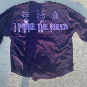 RARE DISNEY VILLAINS CREW NECK WOMENS SIZE MEDIUM